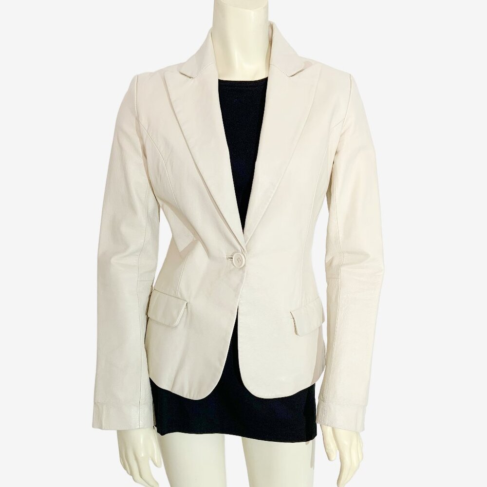 Vintage Y2K Bone White Leather Jacket by Le Chateau / size XXS